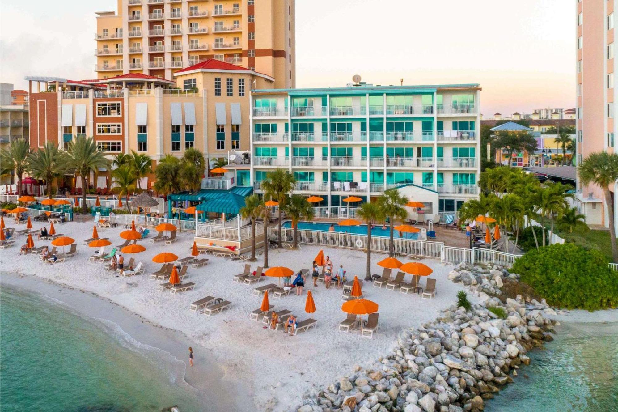 Winter The Dolphin'S Beach Club, Ascend Hotel Collection Clearwater Beach Extérieur photo